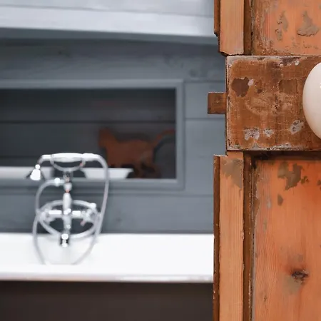 Les Du Alojamento de Acomodação e Pequeno-almoço 3*