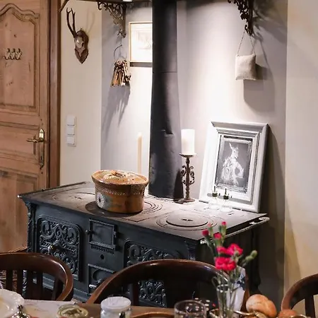 Nocleg ze śniadaniem Les Du 3*